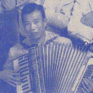 Cô Thắm Đi Chùa