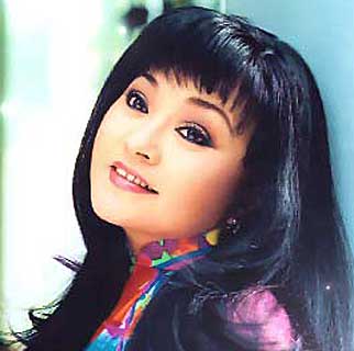 Tình em biển rộng sông dài