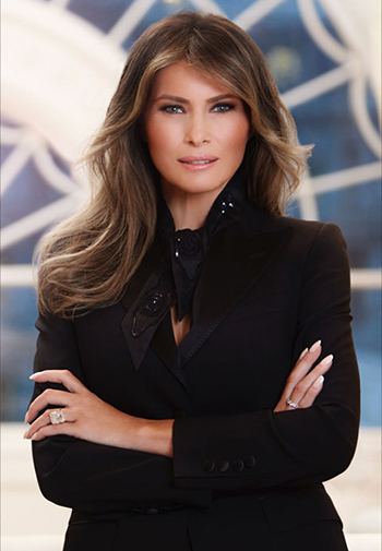 Melania Trump mặc áo vest gần 3.000 USD trong ảnh chân dung chính thức