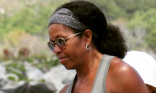 Mái tóc tự nhiên của Michelle Obama gây sốt mạng xã hội