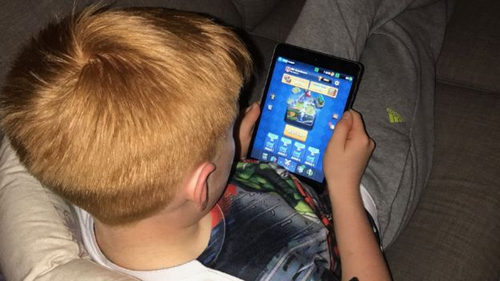 be-11-tuoi-dot-gan-7500-usd-cho-game-tren-ipad