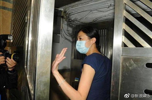 Thông tin con gái Thành Long tự tử phải nhập viện khẩn cấp gây sốc