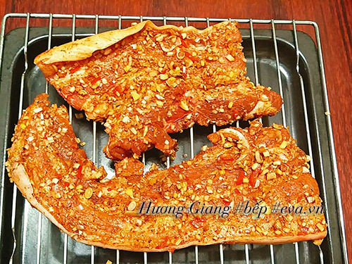 Tự làm thịt ba rọi một nắng đang siêu 'hot' khiến nhiều chị em mê mẩn