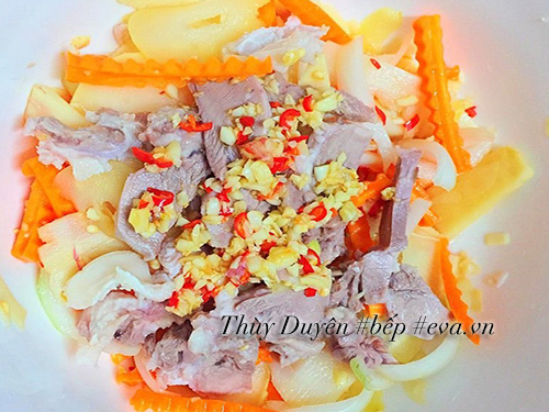 Gỏi lưỡi heo măng chua cay tươi ngon, giòn sần sật