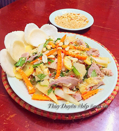 Gỏi lưỡi heo măng chua cay tươi ngon, giòn sần sật