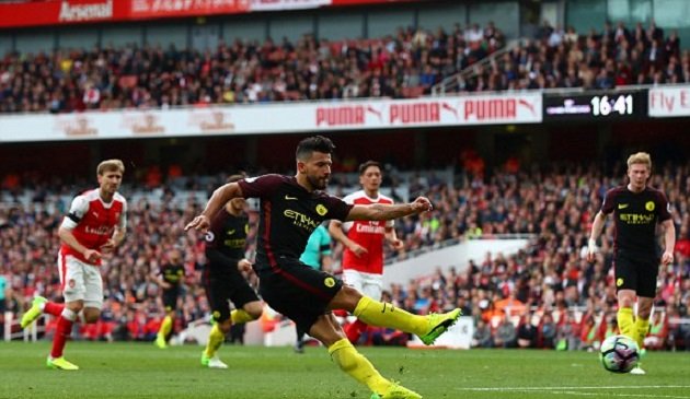 Dính vận đen, Man City đành chia điểm trước Arsenal