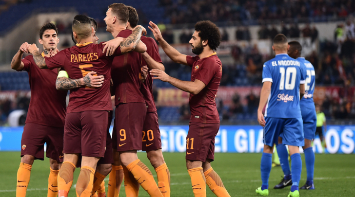 Juventus và Napoli chia điểm: Thành Rome mở hội
