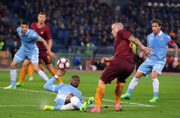 Ghi tới 3 bàn, Roma vẫn phải chia tay Coppa Italia