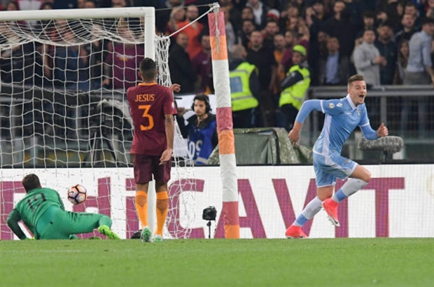 Ghi tới 3 bàn, Roma vẫn phải chia tay Coppa Italia