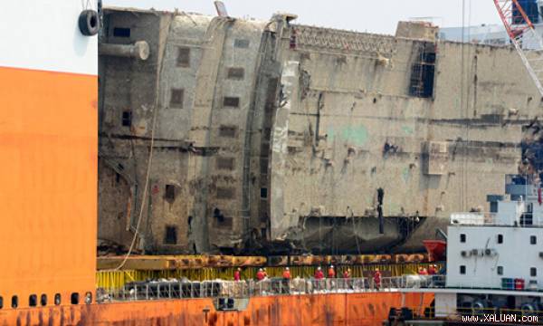 Mảnh xương tìm thấy trên phà Sewol không phải của nạn nhân