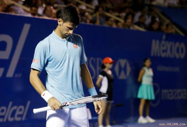 Mất phong độ khủng khiếp, Djokovic rớt hạng... 18 thế giới