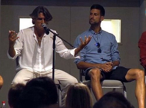Mất phong độ khủng khiếp, Djokovic rớt hạng... 18 thế giới