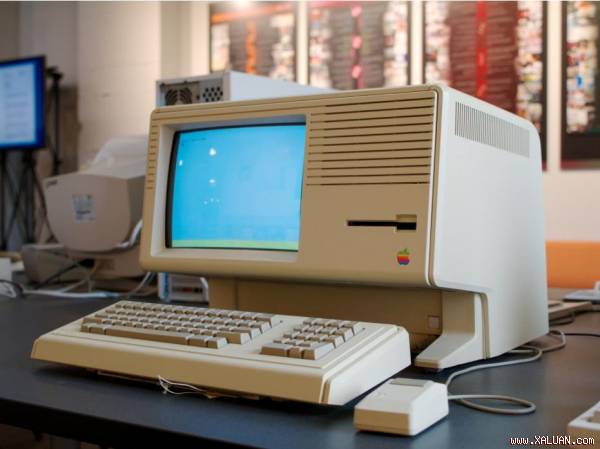 Apple LISA (1985)