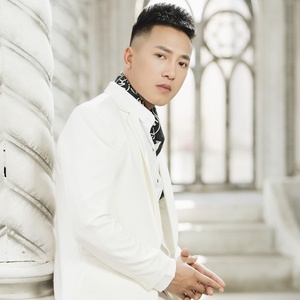 Châu Khải Phong
