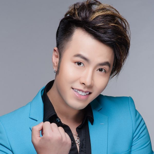 Akira Phan