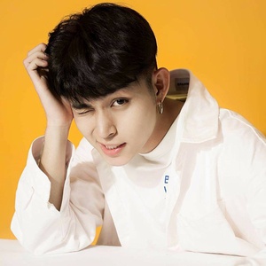 Jun Phạm