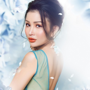 Janny Thủy Trần